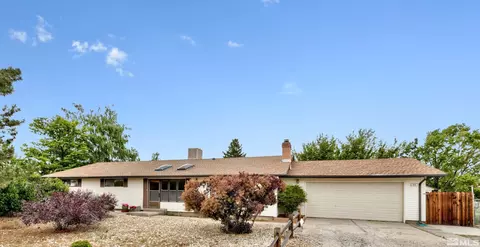 515 Winchester Dr, Reno, NV 89506