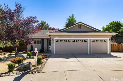 4865 Canyon Run Dr, Sparks, NV 89436
