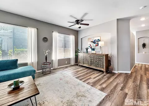 10015 Zephyr Heights Dr, Reno, NV 89521