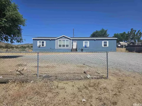 5905 Amargosa Dr, Sun Valley, NV 89433