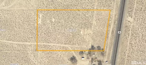 5785 S Hwy 95, Silver Springs, NV 89429