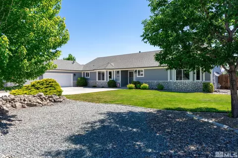 2863 Sierra, Minden, NV 89423