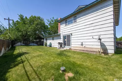 620 Nancy Cir, Reno, NV 89503 photo 26