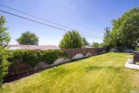 620 Nancy Cir, Reno, NV 89503 photo 25
