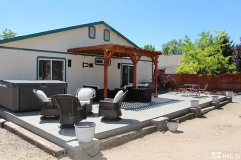 100 Calistoga Ct, Reno, NV 89508