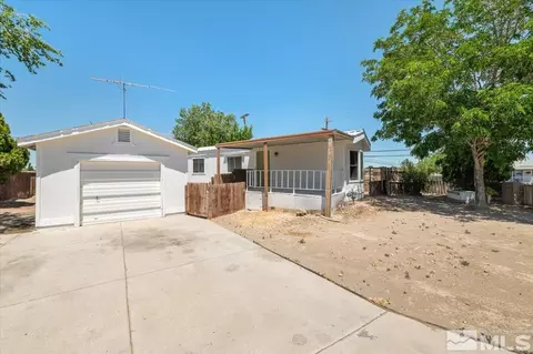 1092 Scott Dr, Fernley, NV 89408