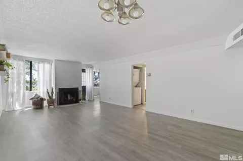 91 Vista Rafael Pkwy, Reno, NV 89503