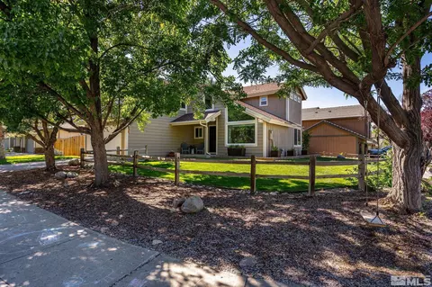 3985 Willowsprings Dr, Reno, NV 89519