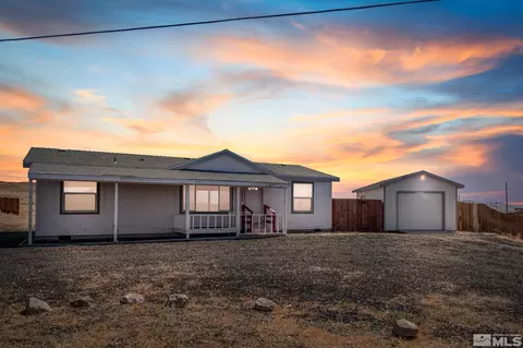 1055 Rhyolite, Silver Springs, NV 89429
