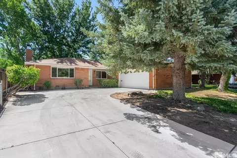 1844 Alpine St, Carson City, NV 89703