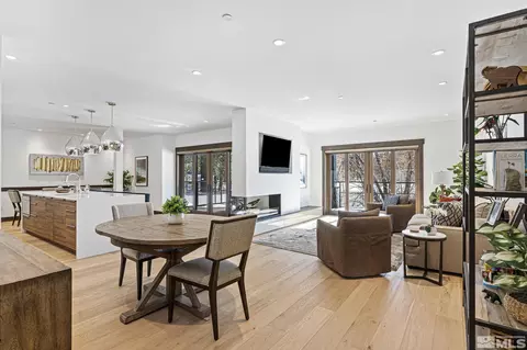 9 Beach Club Dr #111, Stateline, NV 89449