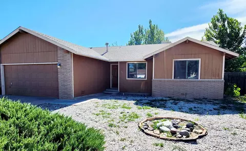 411 Pheasant Dr, Fallon, NV 89406