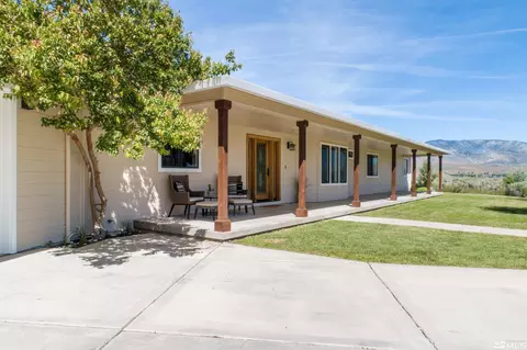 2860 Heybourne, Minden, NV 89423