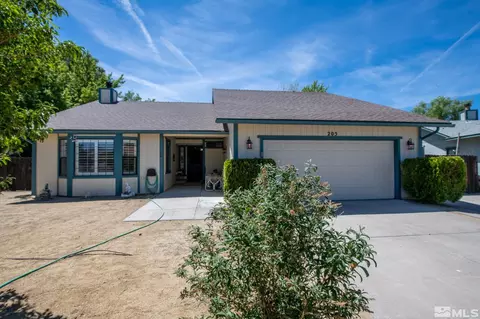 205 Thornwood Ct, Dayton, NV 89403