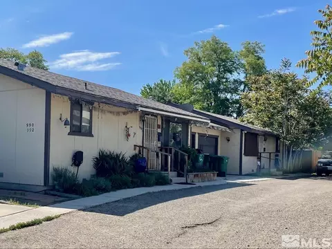 990-992 Roberts St, Reno, NV 89502