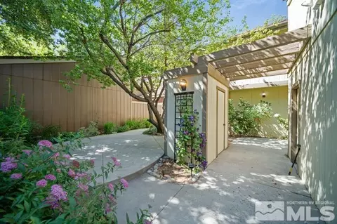 330 E Riverview Cir, Reno, NV 89509 photo 3