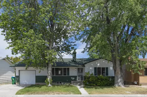 1662 Oakhurst Ave, Reno, NV 89509