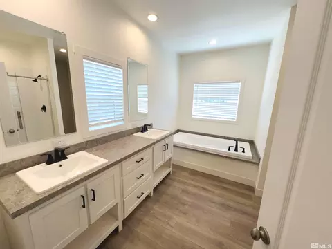 252 E 9th St, Sun Valley, NV 89433 photo 14