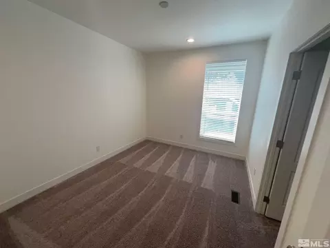 252 E 9th St, Sun Valley, NV 89433 photo 22
