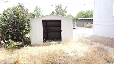 252 E 9th St, Sun Valley, NV 89433 photo 31