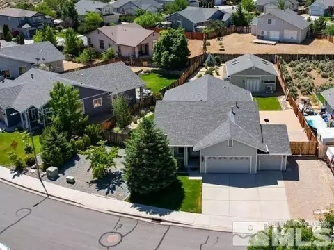 9572 Angel Falls Dr, Reno, NV 89506