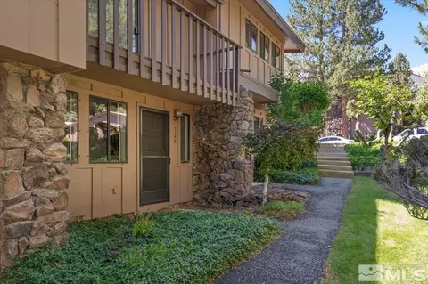 129 Lake Glen Dr, Carson City, NV 89706