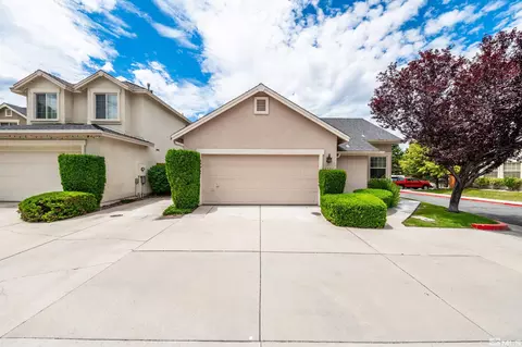 5726 Golden Eagle Dr, Reno, NV 89523