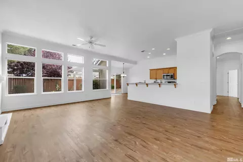 10445 Arbor Way, Reno, NV 89521 photo 8