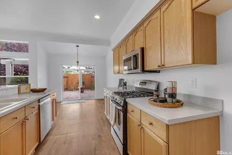 10445 Arbor Way, Reno, NV 89521 photo 20