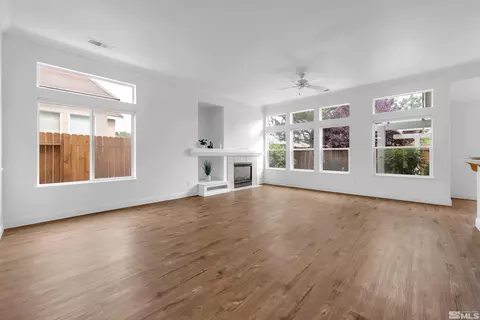 10445 Arbor Way, Reno, NV 89521 photo 7