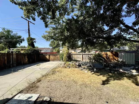 14 E M St, Sparks, NV 89431 photo 11