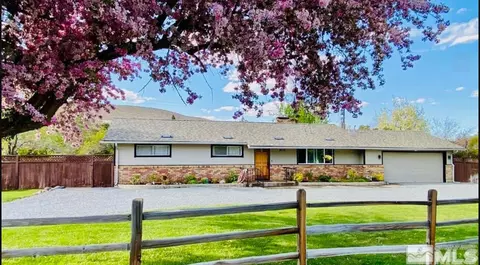 5235 Ambrose Dr, Reno, NV 89519