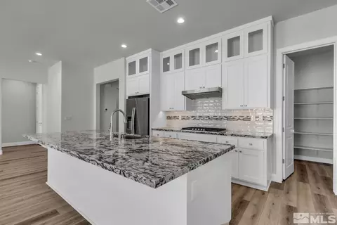 247 Commodore Dr, Verdi, NV 89439 photo 7