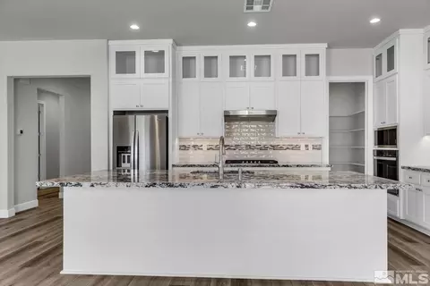247 Commodore Dr, Verdi, NV 89439 photo 4