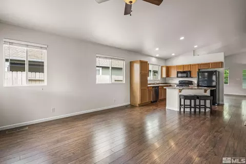 10147 Cascade Falls Dr, Reno, NV 89521 photo 15