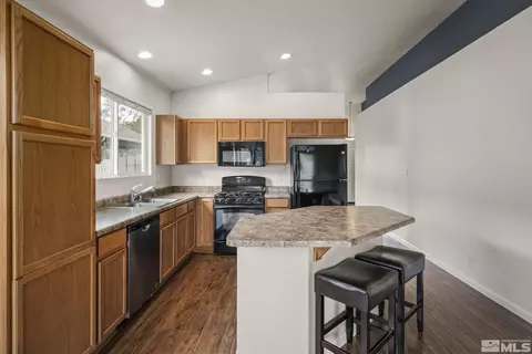 10147 Cascade Falls Dr, Reno, NV 89521 photo 9
