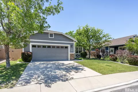 10131 Cascade Falls Dr, Reno, NV 89521 photo 3