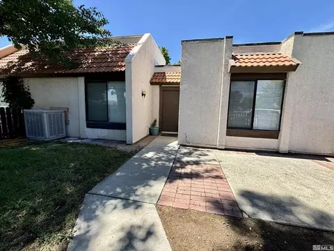1041 Baywood Dr #C, Sparks, NV 89434