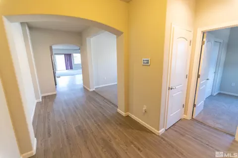 206 Hazelnut Ct, Fernley, NV 89408 photo 7