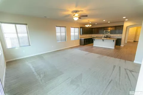 206 Hazelnut Ct, Fernley, NV 89408 photo 12