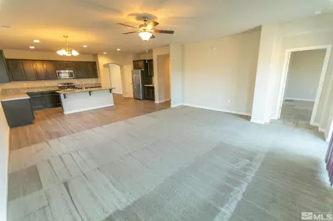 206 Hazelnut Ct, Fernley, NV 89408 photo 13