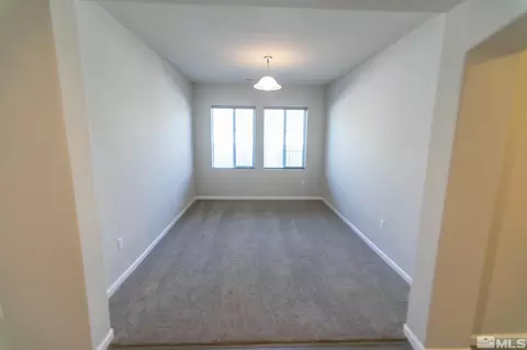 206 Hazelnut Ct, Fernley, NV 89408 photo 8