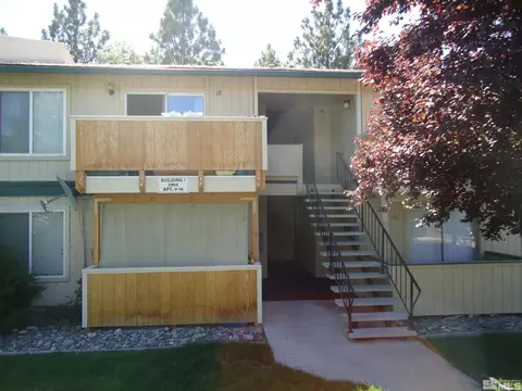 3903 Clear Acre #10, Reno, NV 89512