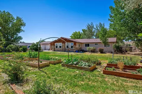 1845 Erica Ln, Fernley, NV 89408