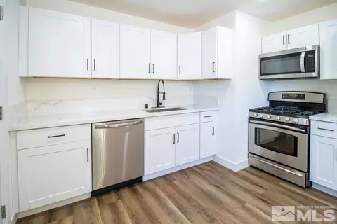 319 E Long St, Carson City, NV 89706 photo 3