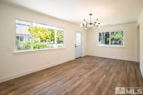 319 E Long St, Carson City, NV 89706 photo 5