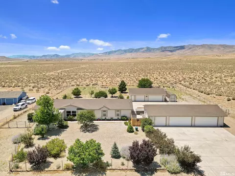 6395 W Empey Dr, Stagecoach, NV 89429