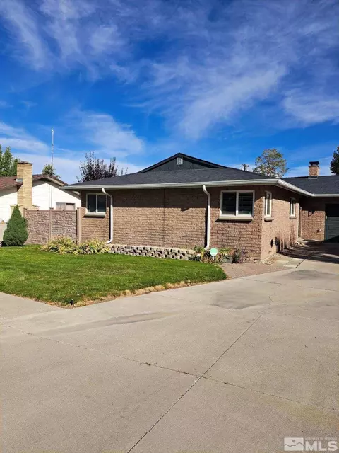 1755 S Bridge St, Winnemucca, NV 89445