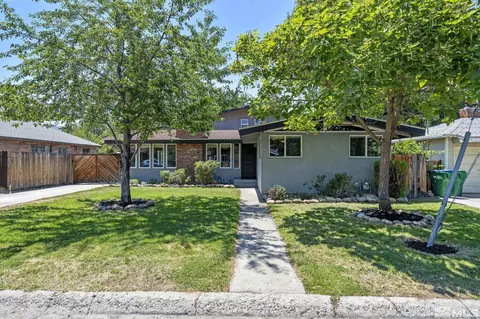 1005 Memory Ln, Reno, NV 89509 photo 2