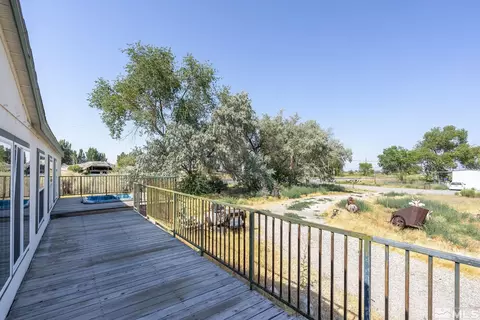 999 Clark Ln, Fallon, NV 89406 photo 4